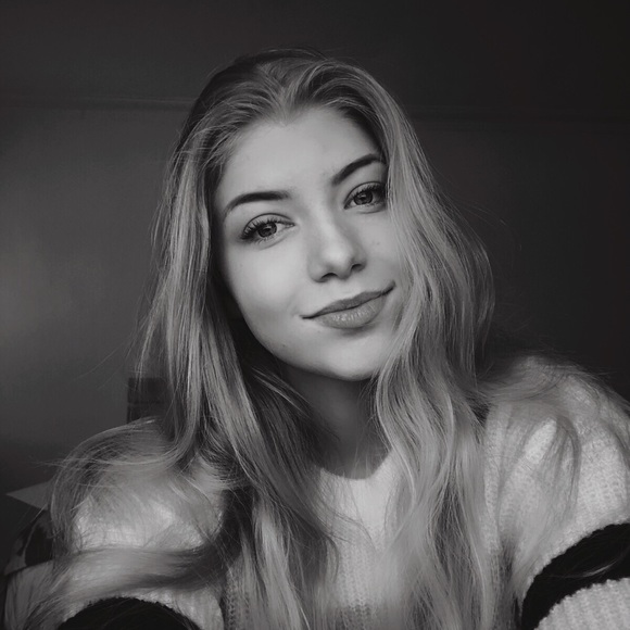 Meet your Posher, Grace - Picture 1 of 1